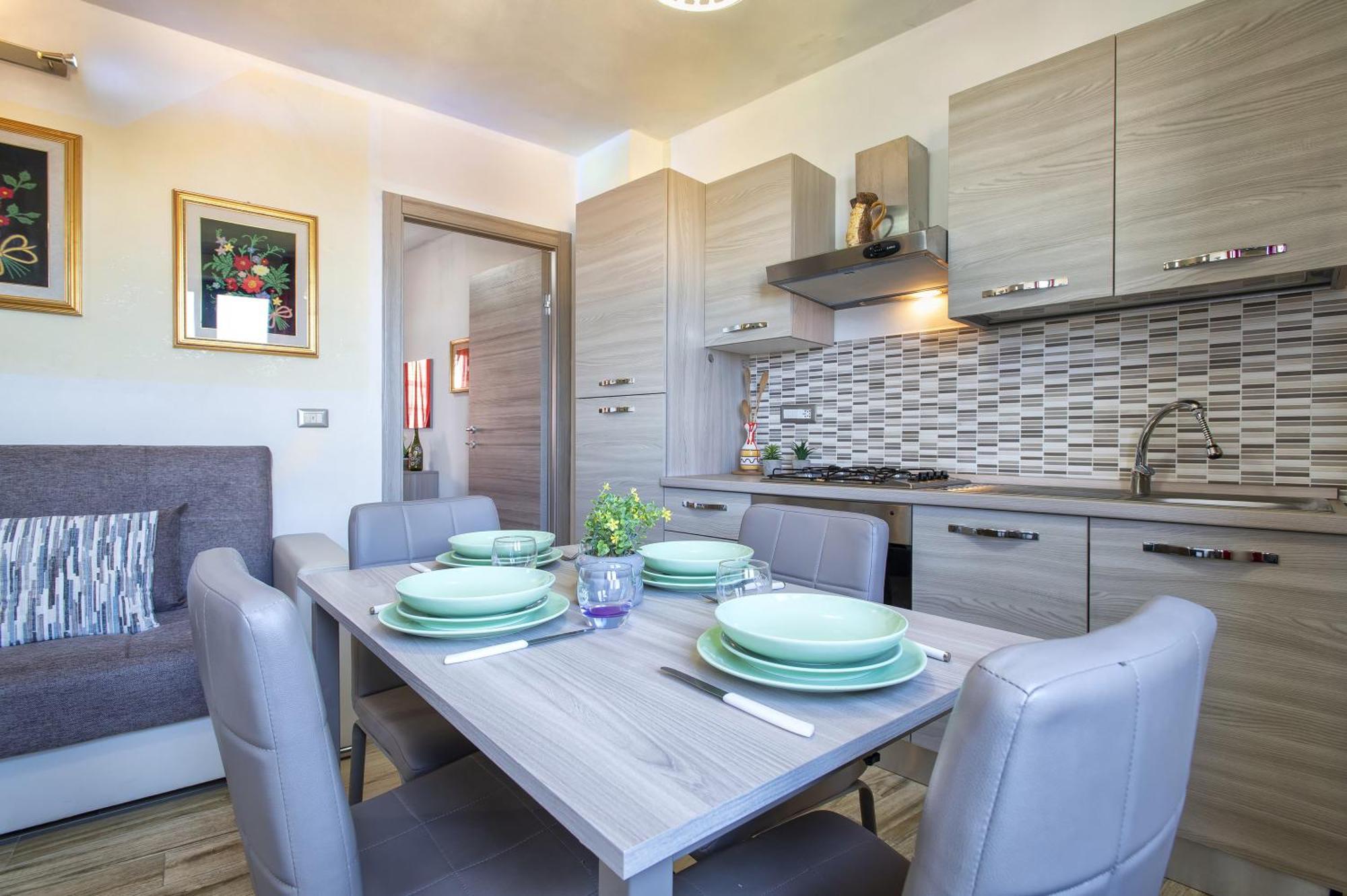 Relax House And Fitness 9 Apartment Villanova Monteleone Bagian luar foto